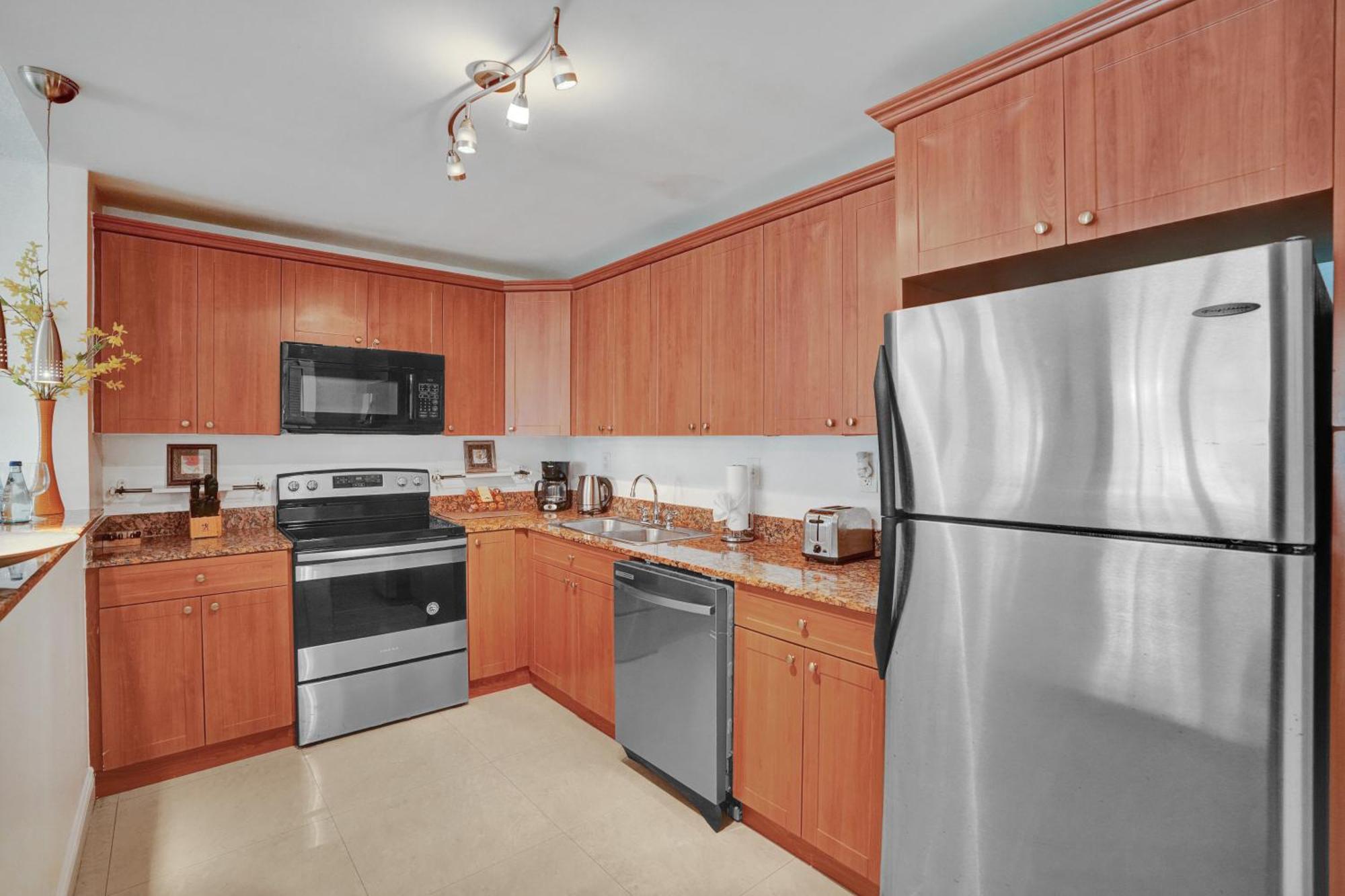 Ocean Reserve Luxury Condos Across From Sunny Isles Beach Miami Beach Exterior foto
