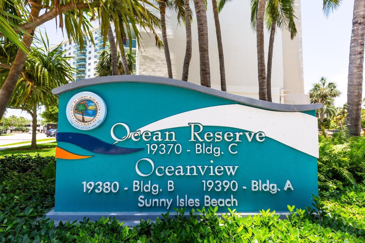 Ocean Reserve Luxury Condos Across From Sunny Isles Beach Miami Beach Exterior foto